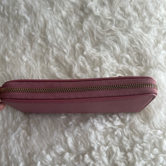 Wallet. - Picture 3 of 4